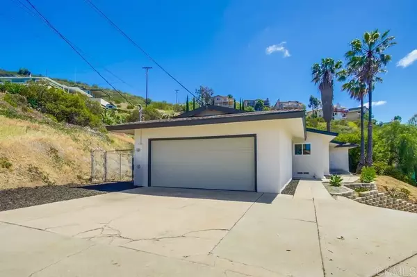 Spring Valley, CA 91977,2451 Helix Street