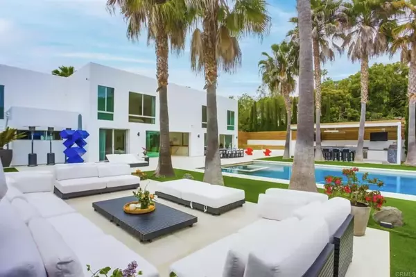 7713 Esterel Dr, La Jolla, CA 92037