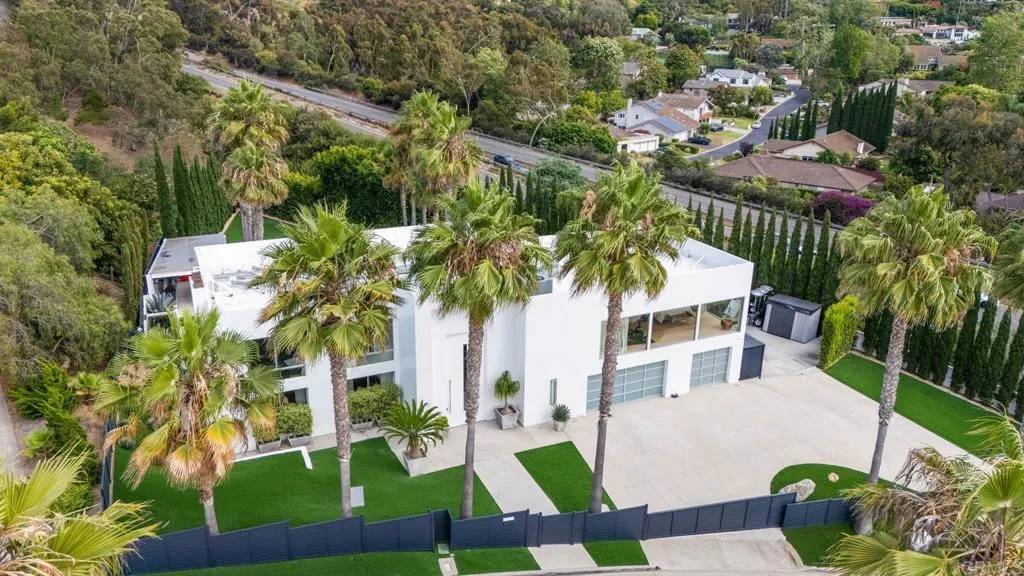 La Jolla, CA 92037,7713 Esterel Dr