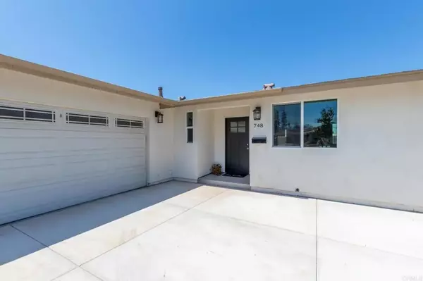 El Cajon, CA 92019,748 Alveda Avenue