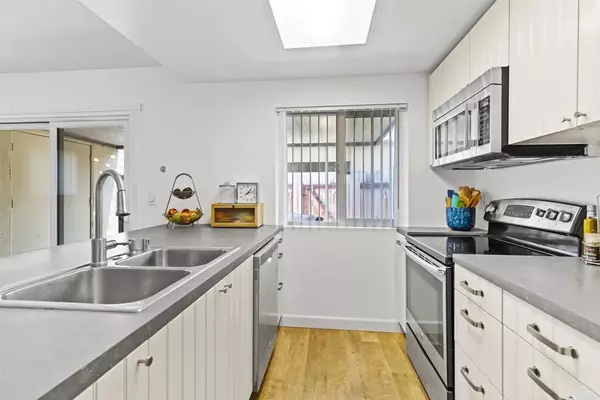 Santee, CA 92071,7883 Rancho Fanita Drive #A