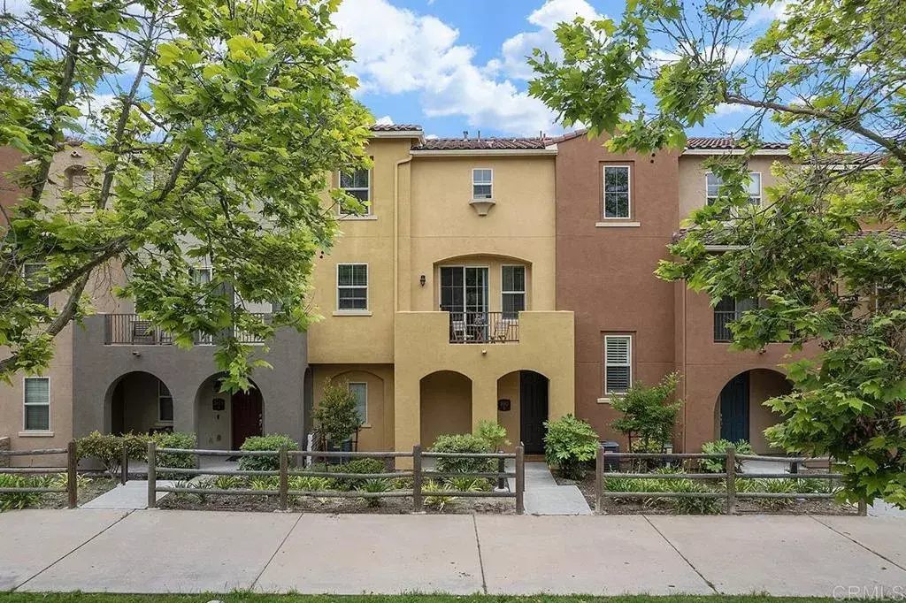 Chula Vista, CA 91913,1883 Aquamarine Court #9