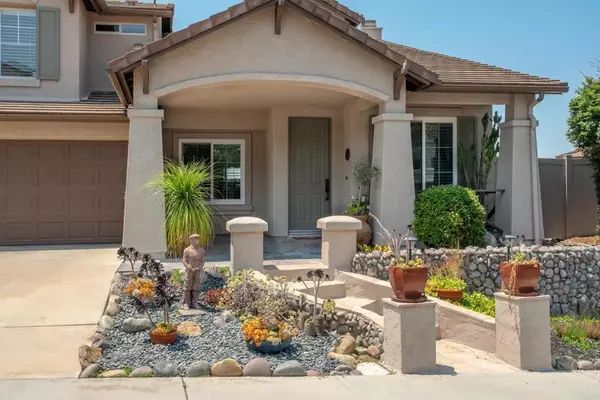 Alpine, CA 91901,2288 Boulders Ct