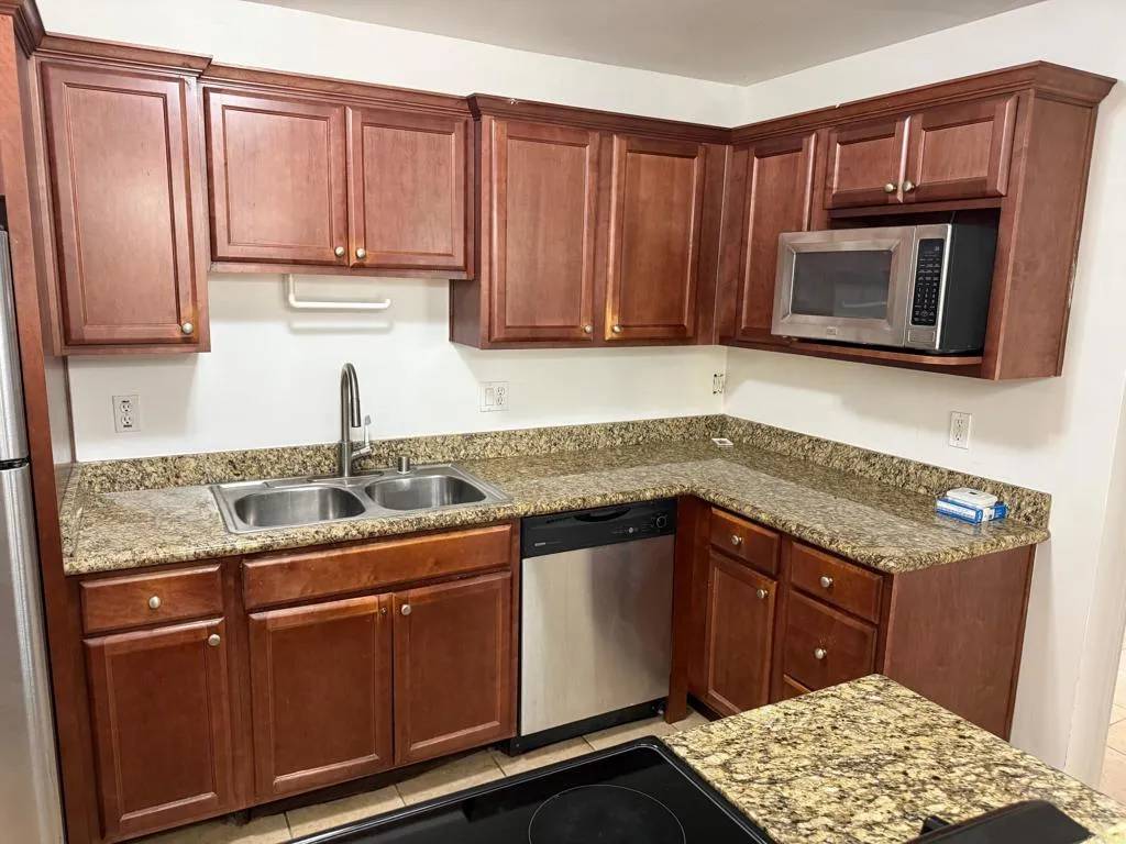 550 Graves #20, El Cajon, CA 92020