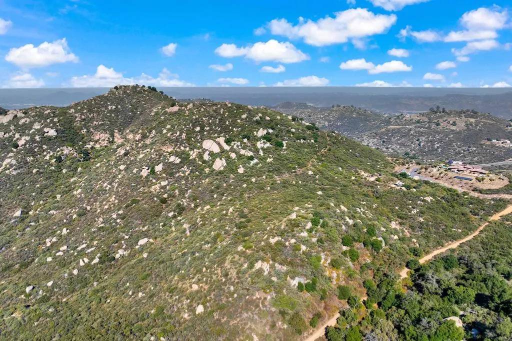 Lakeside, CA 92040,13795 Pata Ranch