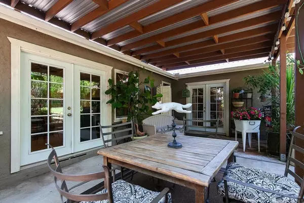 La Mesa, CA 91942,8420 Porter Hill Terrace