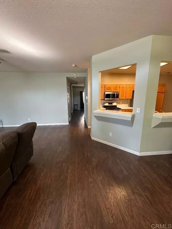Visalia, CA 93291,2001 N Sallee St