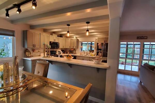 348 Avenida De Las Rosas, Encinitas, CA 92024