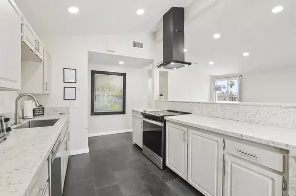 San Diego, CA 92123,9452 Larrabee Avenue