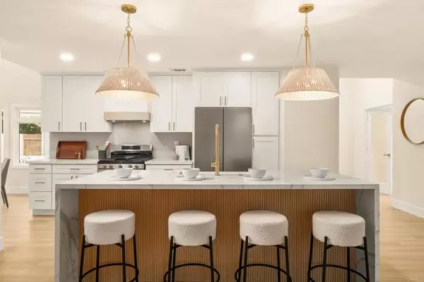 Carlsbad, CA 92008,2070 Basswood Avenue