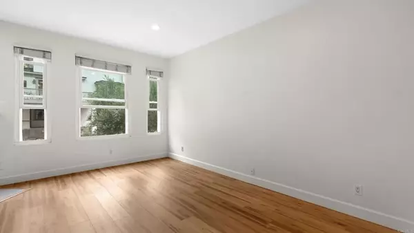 San Diego, CA 92101,2445 Brant Street #304