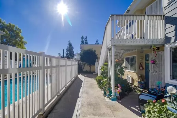 Lakeside, CA 92040,12616 Lakeshore Drive