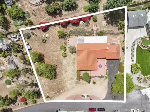 El Cajon, CA 92020,1904 Grove Road
