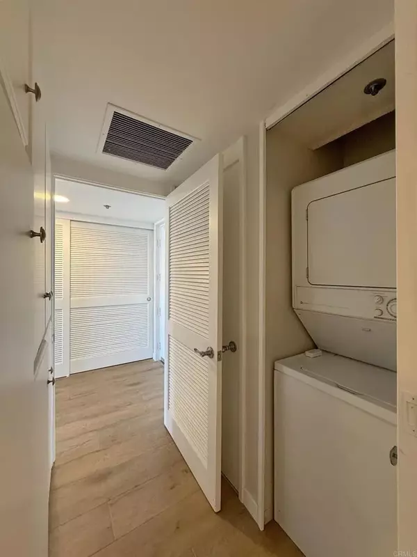 Coronado, CA 92118,1820 Avenida del Mundo #306