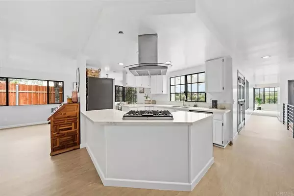 10532 Madrid Way, Spring Valley, CA 91977