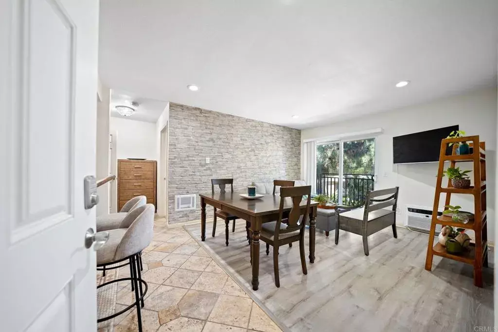 Spring Valley, CA 91977,9860 Dale Avenue #D9