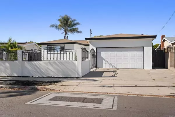 San Diego, CA 92111,7162 Beagle Street