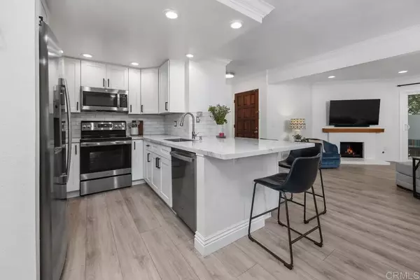 6884 Montanoso #25, San Diego, CA 92119