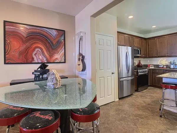 Santee, CA 92071,1710 Montilla