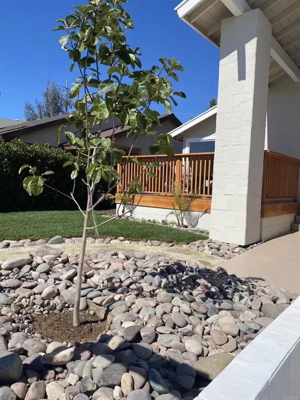 San Diego, CA 92129,13837 Paseo Cardiel
