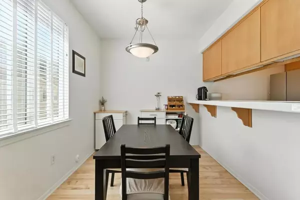 San Diego, CA 92128,13009 Evening Creek Drive South #8