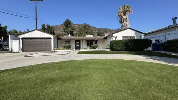 Lakeside, CA 92040,8218 Sunset Road