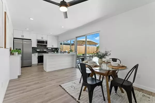 Santee, CA 92071,10021 Allenwood Way