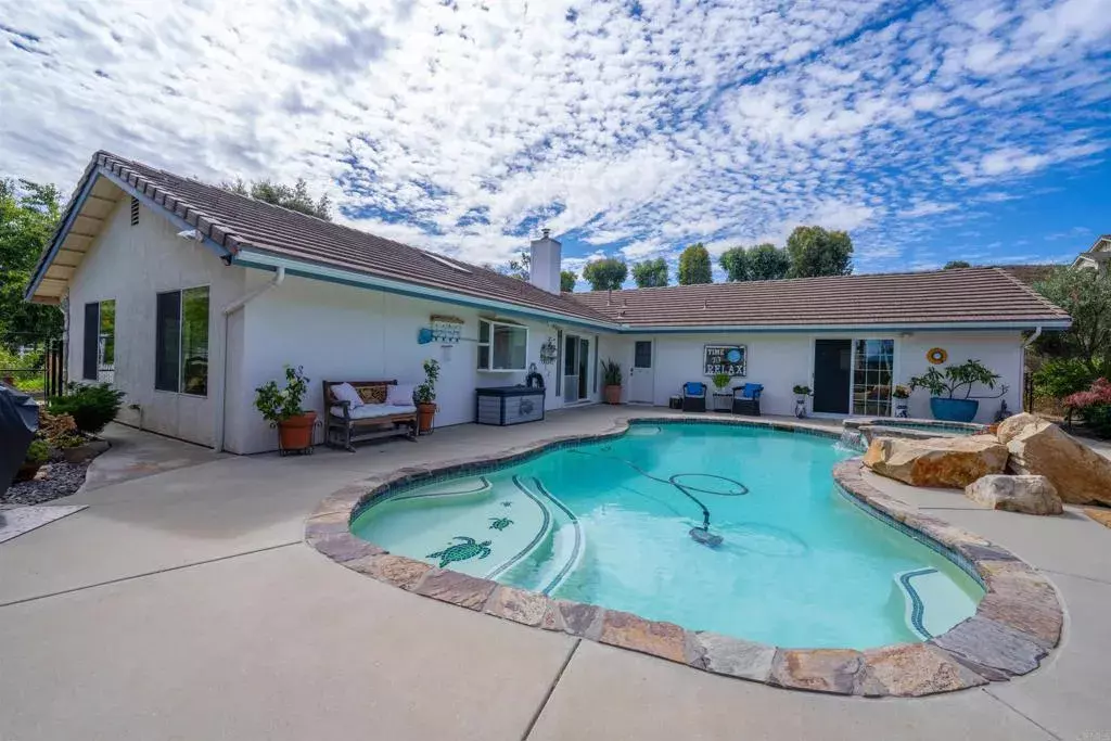 Jamul, CA 91935,13995 Whispering Meadows Lane