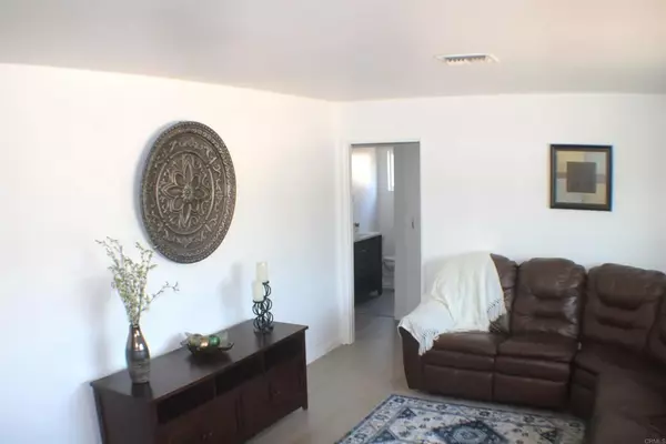 Poway, CA 92064,14417 Springvale