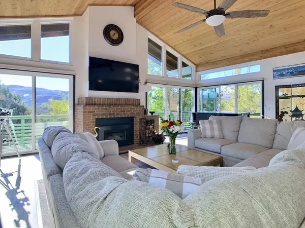 Pine Valley, CA 91962,28743 Lebanon Road