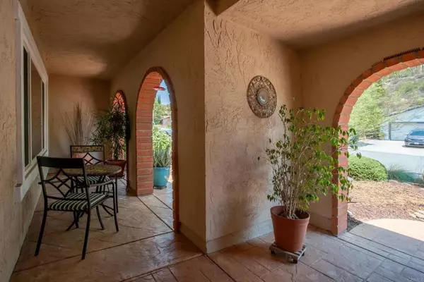 Poway, CA 92064,13432 Whitewater Drive