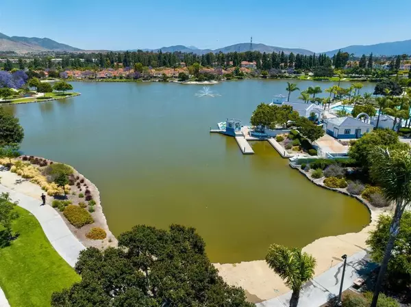 Chula Vista, CA 91913,707 Eastshore Terrace #26
