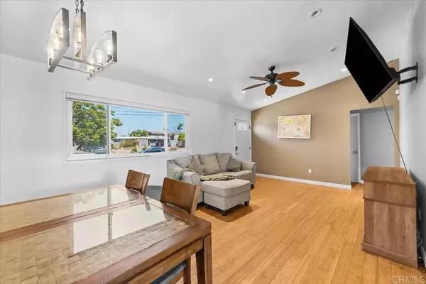 Chula Vista, CA 91911,486 E Naples Street