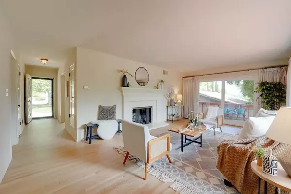 Escondido, CA 92025,1115 W 11th Avenue