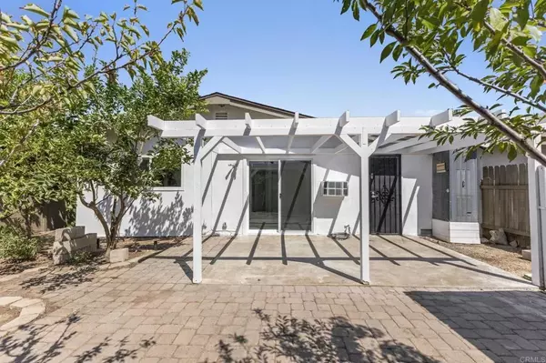 Escondido, CA 92027,1745 Acorn St