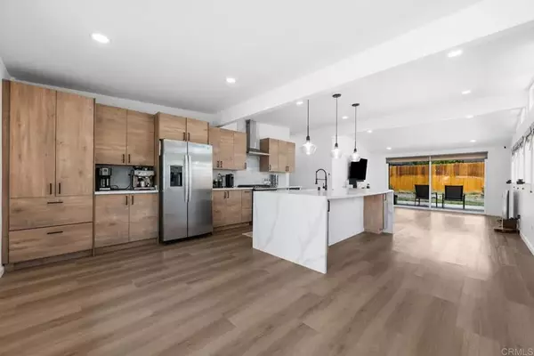 6252 Lake Albano Avenue, San Diego, CA 92119