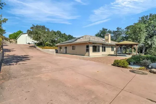 Alpine, CA 91901,2461 Denova Drive