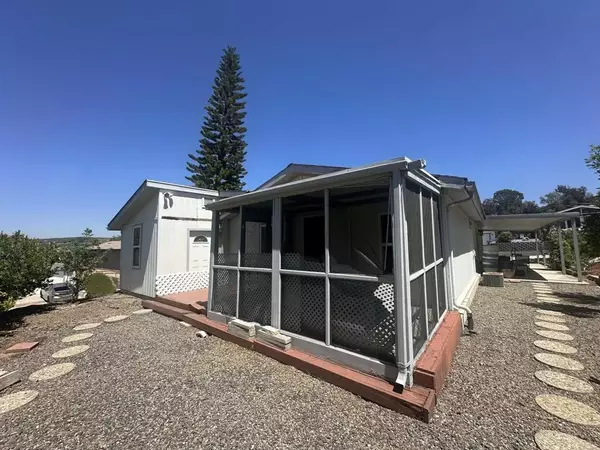 Carlsbad, CA 92008,2298 Lindsay Dr