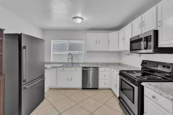 Chula Vista, CA 91911,237 Rancho Drive #C