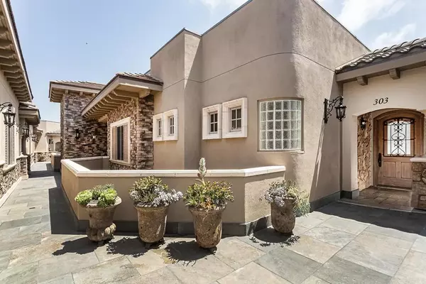 Coronado, CA 92118,120 C Avenue #303