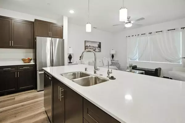 Fallbrook, CA 92028,332 Seedling Way