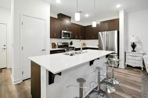 Fallbrook, CA 92028,332 Seedling Way