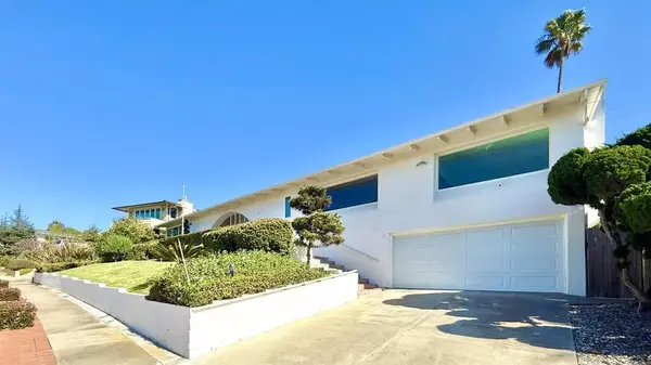 La Jolla, CA 92037,6611 Avenida De Las Pescas