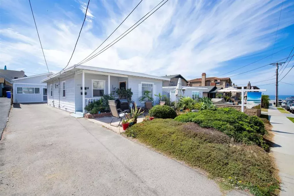 Carlsbad, CA 92008,157 MAPLE AVE.