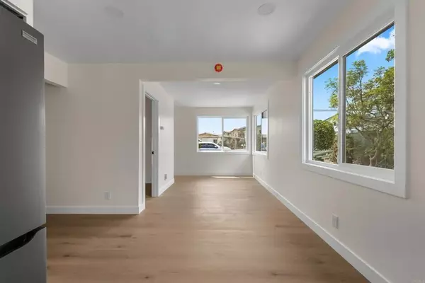 San Diego, CA 92111,2249 Dunlop Street