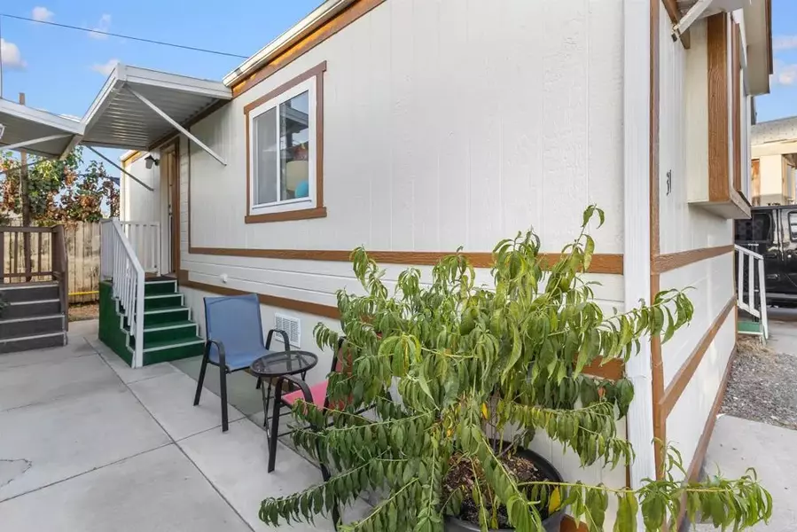 998 E Main #31, El Cajon, CA 92021