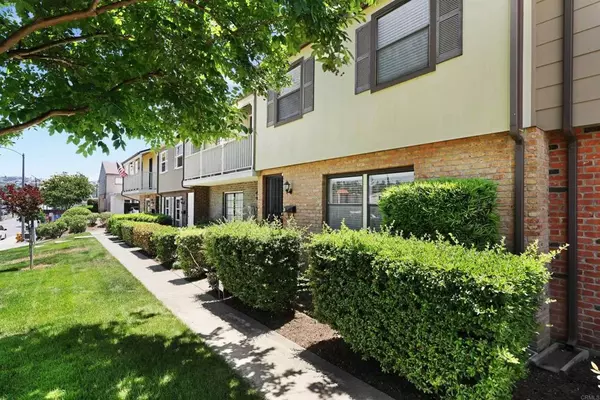 El Cajon, CA 92021,11935 Royal Rd #E