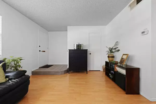 El Cajon, CA 92021,11935 Royal Rd #E