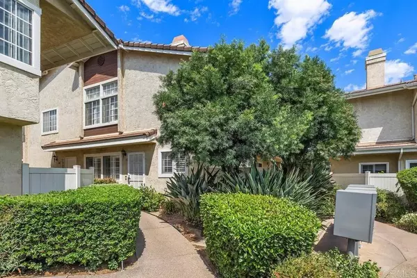 Santee, CA 92071,10190 Palm Glen Drive #61