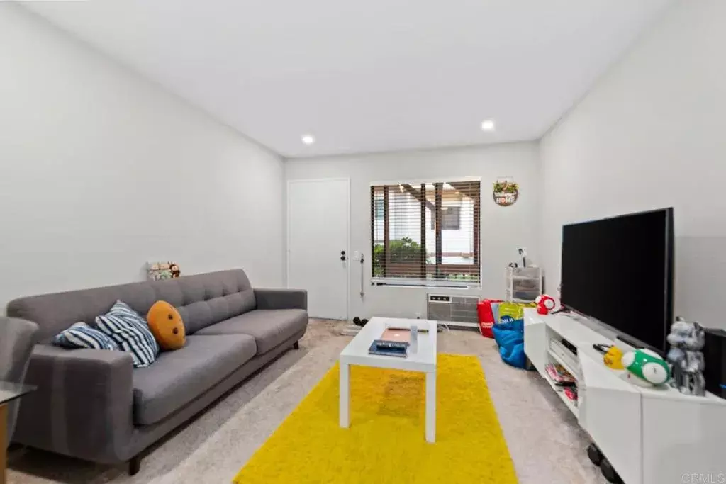 San Diego, CA 92108,6354 Rancho Mission Road #517